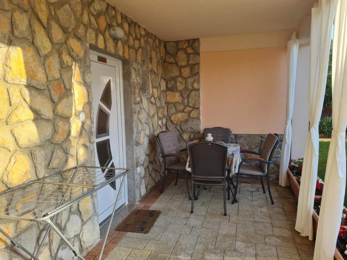 Apartman Ruza Krk Town Extérieur photo